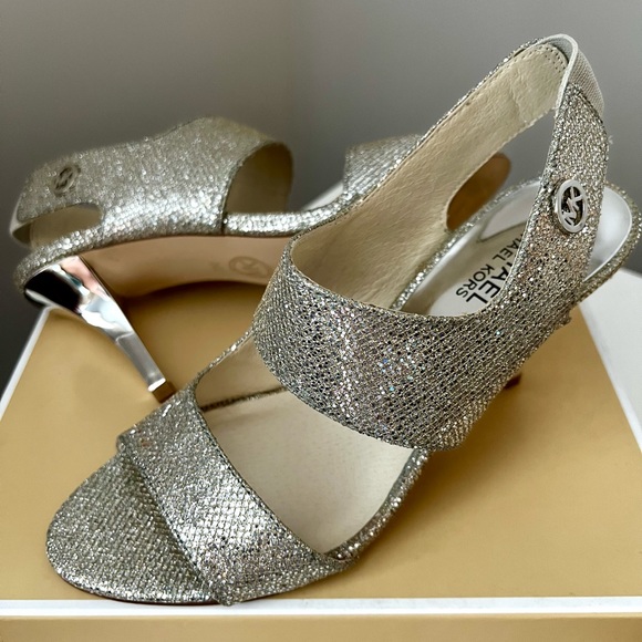 Michael Kors heels - Picture 1 of 4